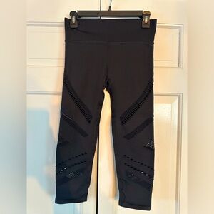 Alo women’s crop leggings